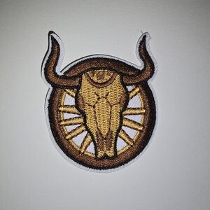 Bull Skull With Horns Wagon Wheel Embroidered Patch Multicolored Western